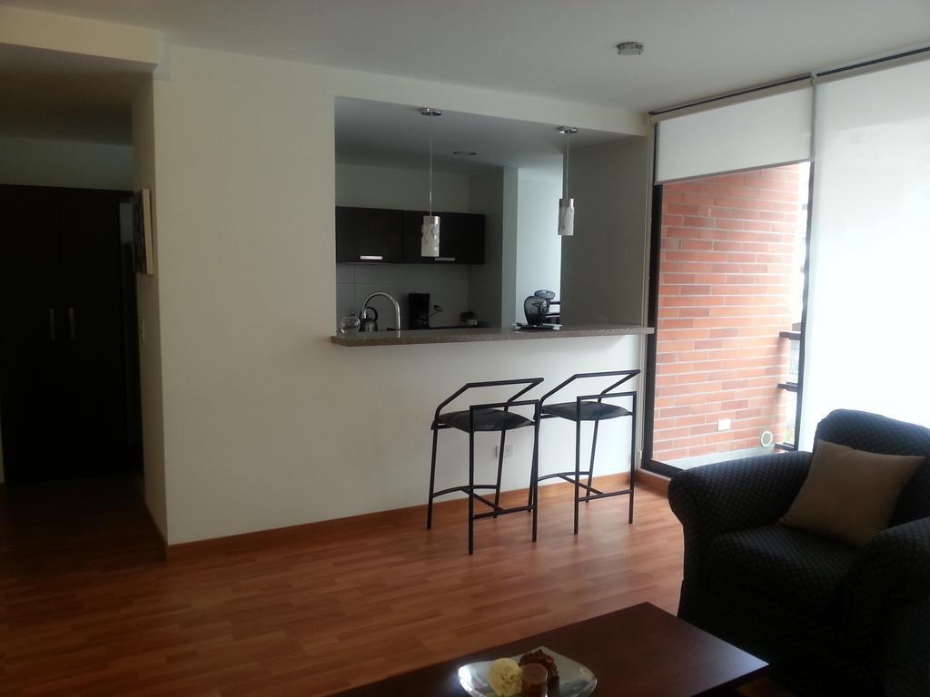 Suites Metropoli Edificio Torino Quito Pokoj fotografie