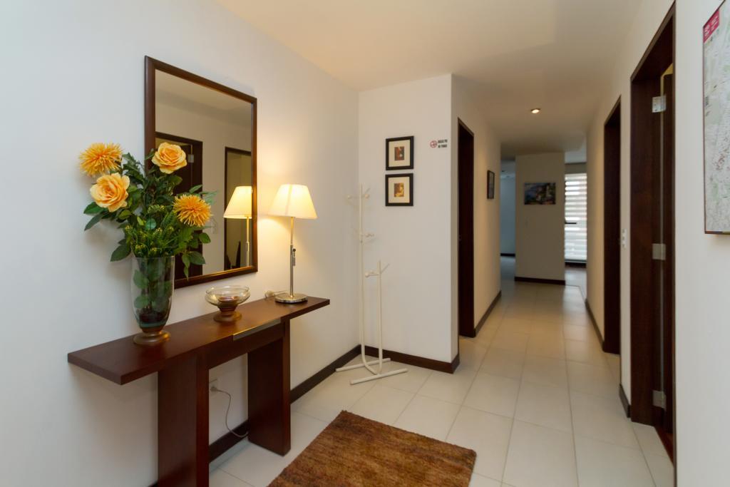 Suites Metropoli Edificio Torino Quito Exteriér fotografie